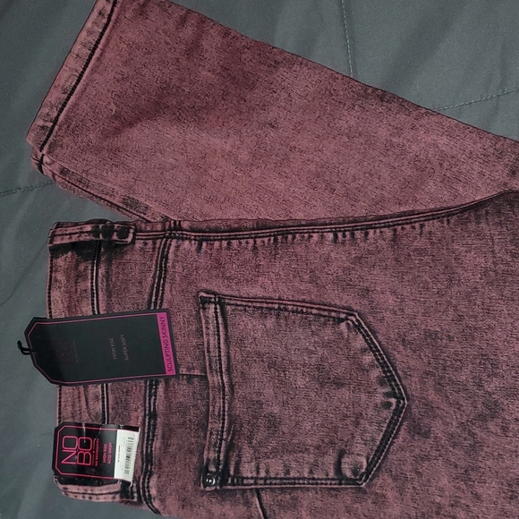 NWT no Boundaries Sz 15 sculpting skinny jeans or jeggings - Picture 2 of 4